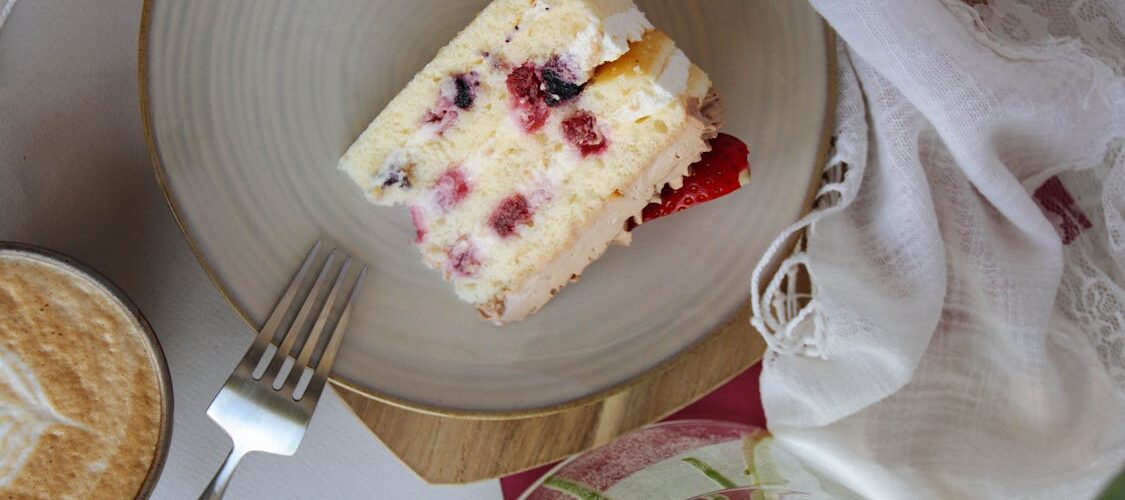 Strawberry Cake: A Slice of Summer in Every Bite